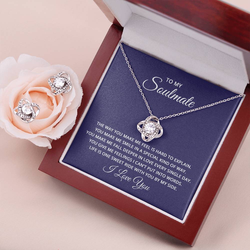 !4k Love Knot & Earring Set w/ message  Soulmate